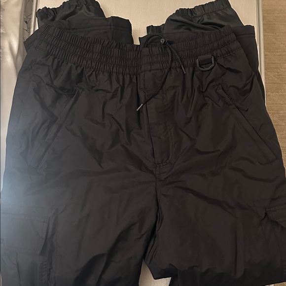 Sport Essential Women's Cargo Sky Pants, Size Medium EUC - Picture 3 of 4